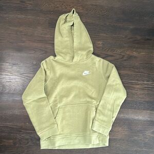 Nike Hoodie Youth Medium